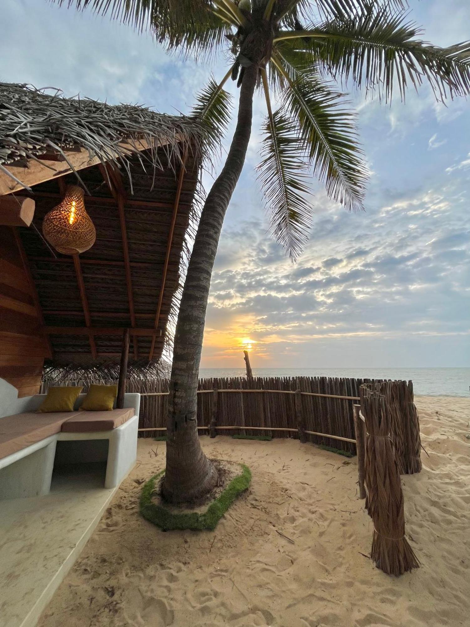 Windy Waves Kite Beach & Nature Resort Kalpitiya Exterior photo