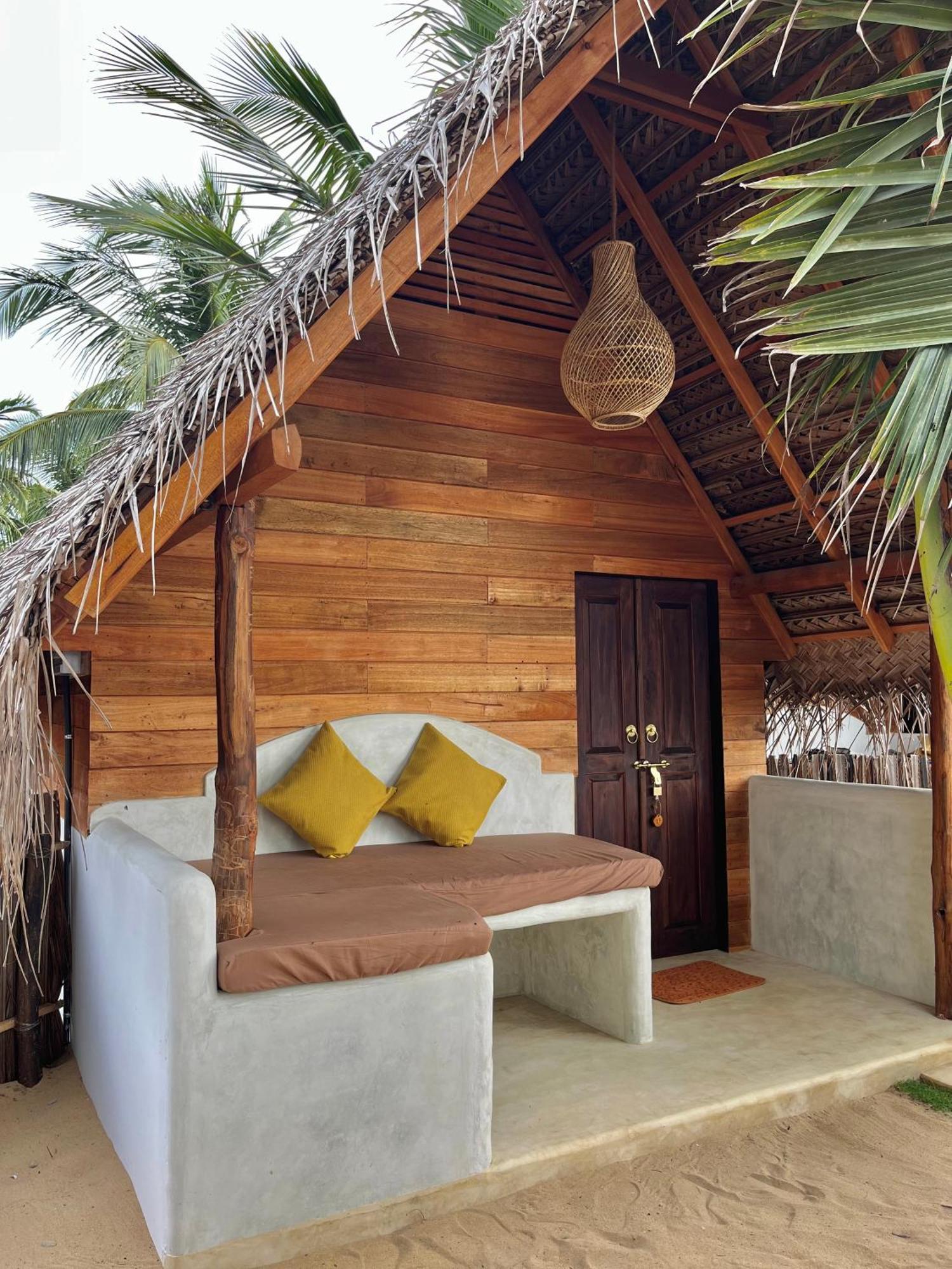 Windy Waves Kite Beach & Nature Resort Kalpitiya Exterior photo